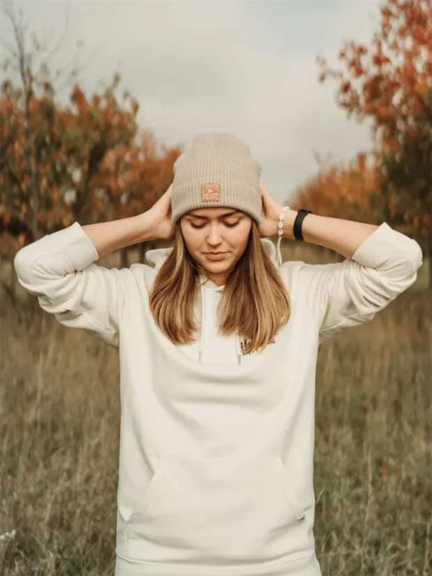 Čepice žebrovaná Západ - písková