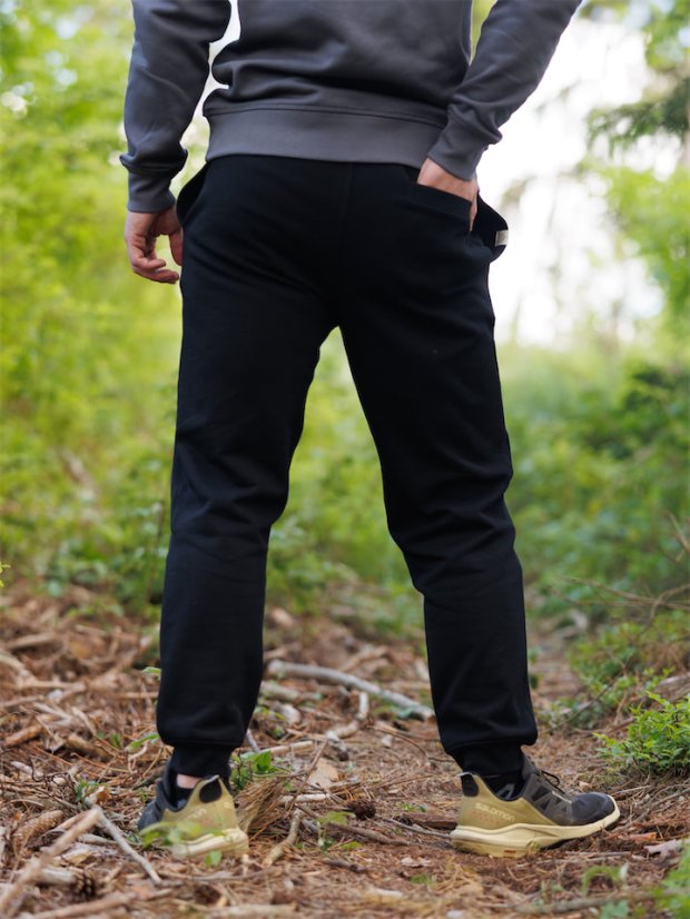 Pánské tepláky Bez potisku - černé