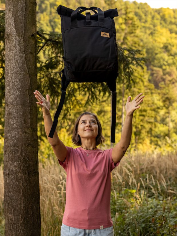 Batoh recyklovaný Mountains - černý