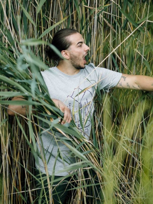 Zachraňte pánské tričko Outsider - šedé