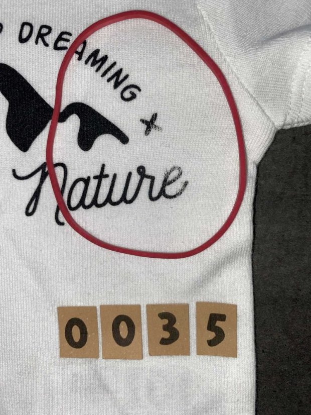 Zachraňte dětské bodýčko Never Stop Dreaming - bílé