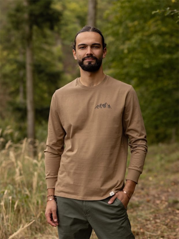 Pánské tričko s dlouhým Pohoří - hnědé