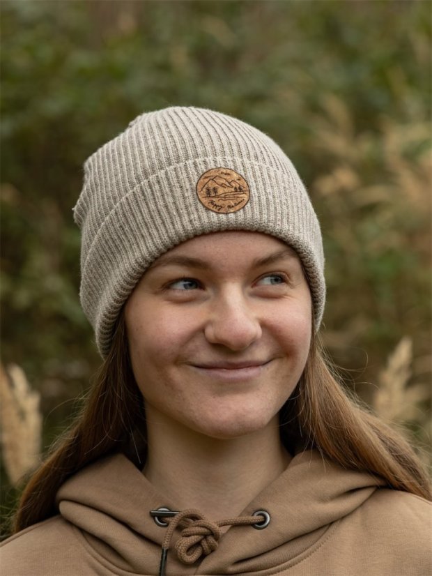 Čepice žebrovaná Krajinka - písková