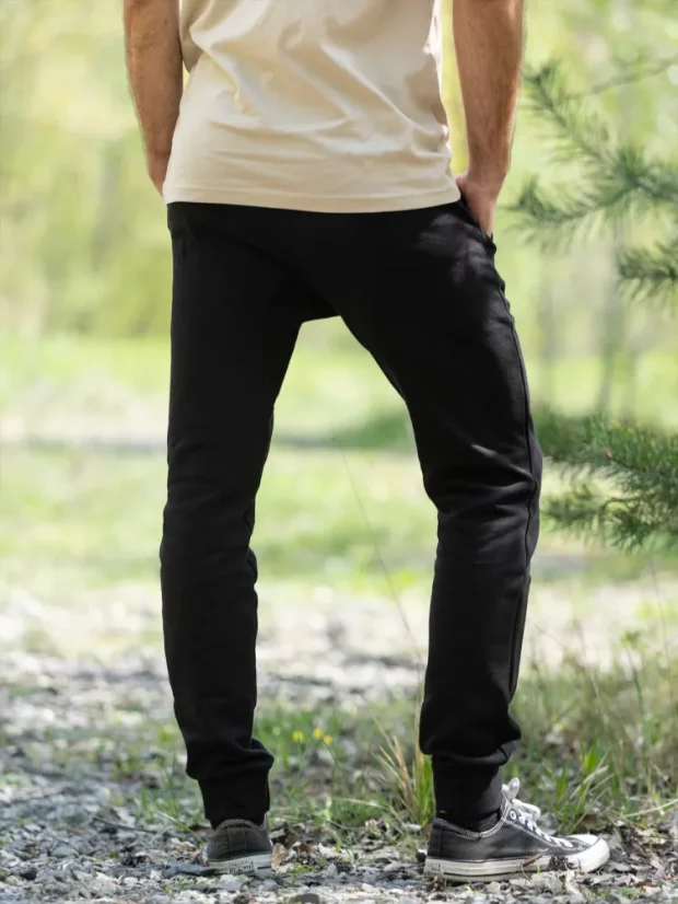 Pánské tepláky Bez potisku - černé