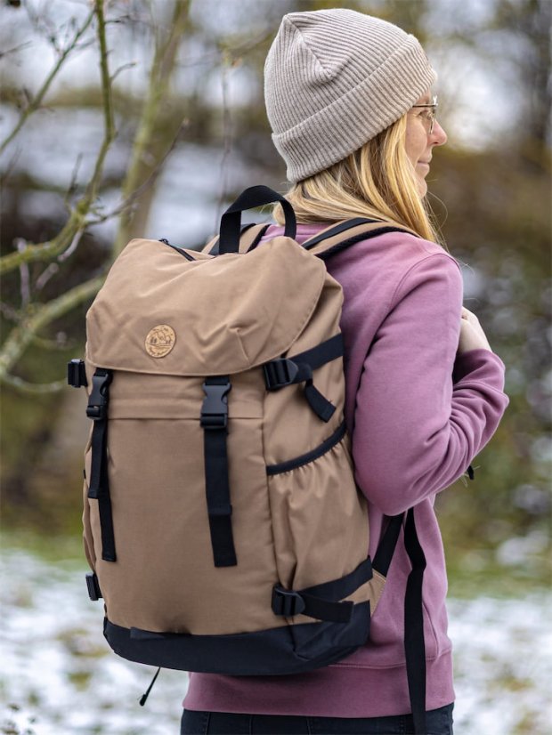 Batoh recyklovaný Krajinka - hnědý