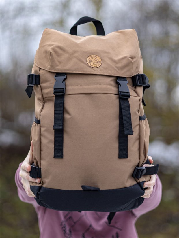 Batoh recyklovaný Krajinka - hnědý