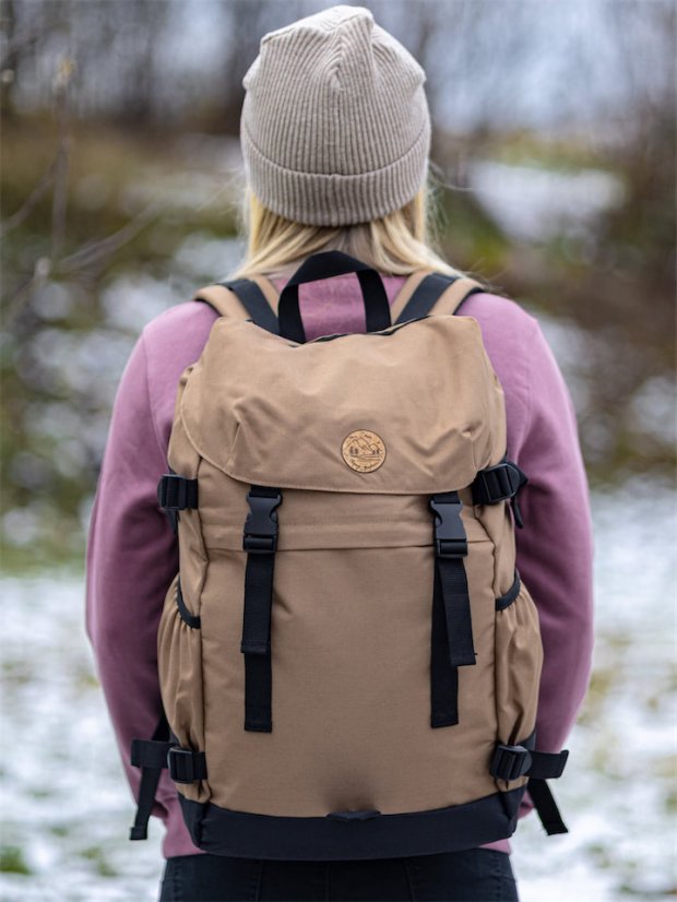 Batoh recyklovaný Krajinka - hnědý